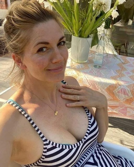 meet local single woman